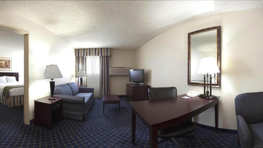 Holiday Inn Express Hotel & Suites Torrington By Ihg Eksteriør billede